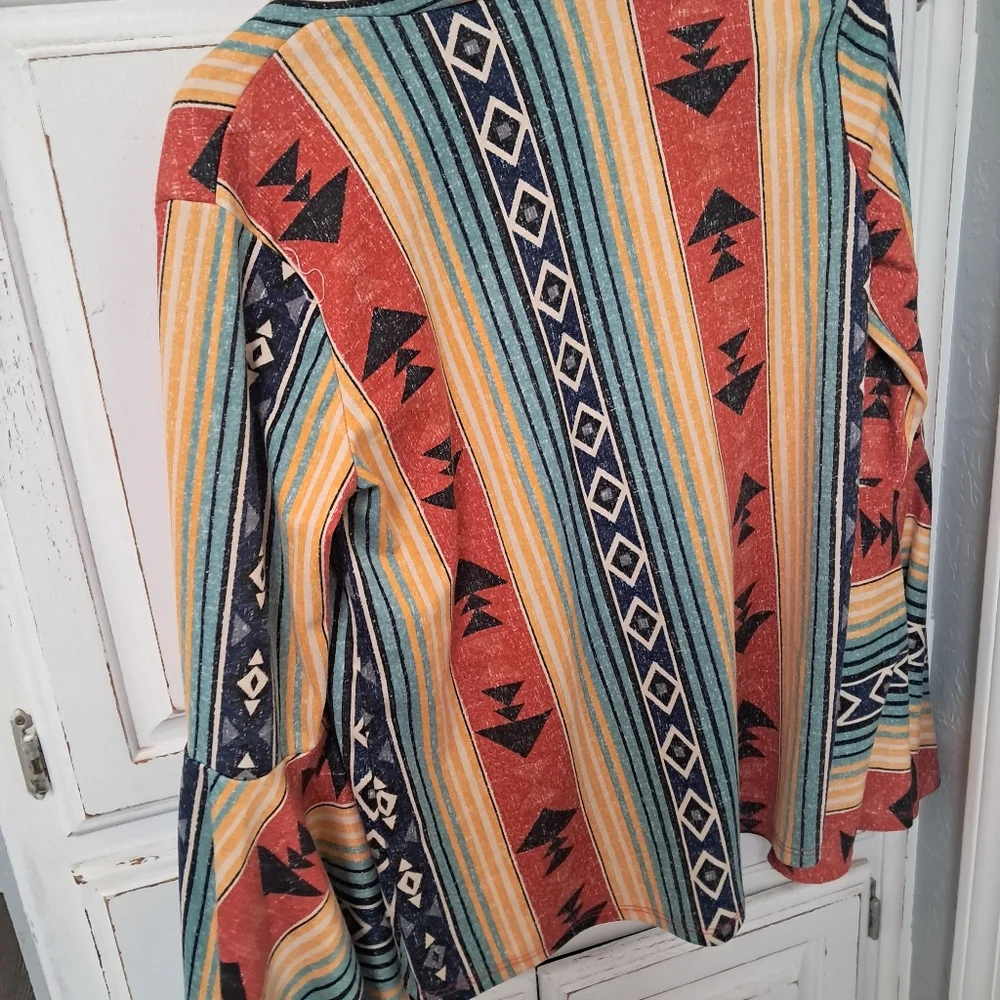 L&B Multicolor Aztec Women's Cardigan - Picture 7 of 11